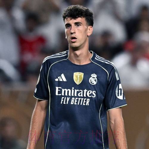 科莫为雅各布-拉蒙准备5年合同 皇马想加回购条款 科莫为雅各布-拉蒙准备5年合同 皇马想加回购条款